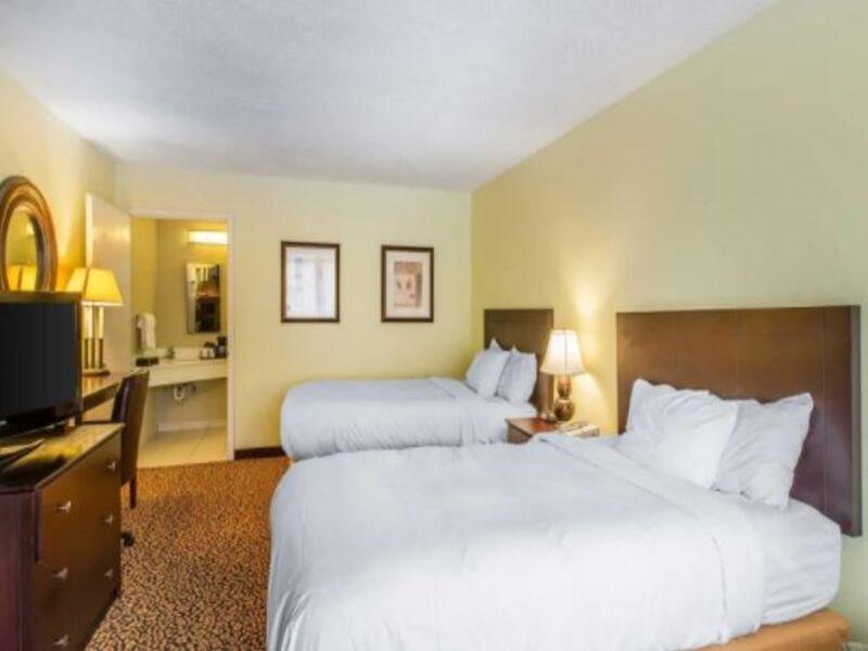 Clarion Inn Brunswick Ngoại thất bức ảnh